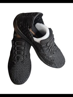 NWOT size 39 or US 8.5 bernie mev. Women's Black Woven Slip-On Sneakers